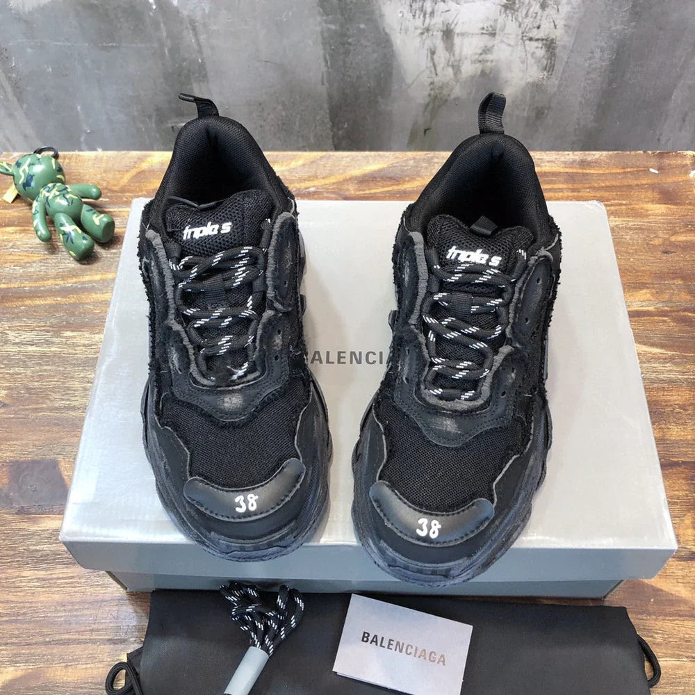 BALENCIAGA SNEAKER