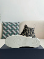 DIOR SNEAKER