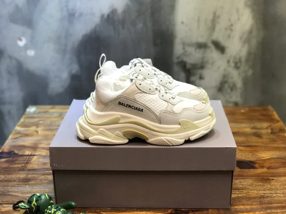 BALENCIAGA SNEAKER