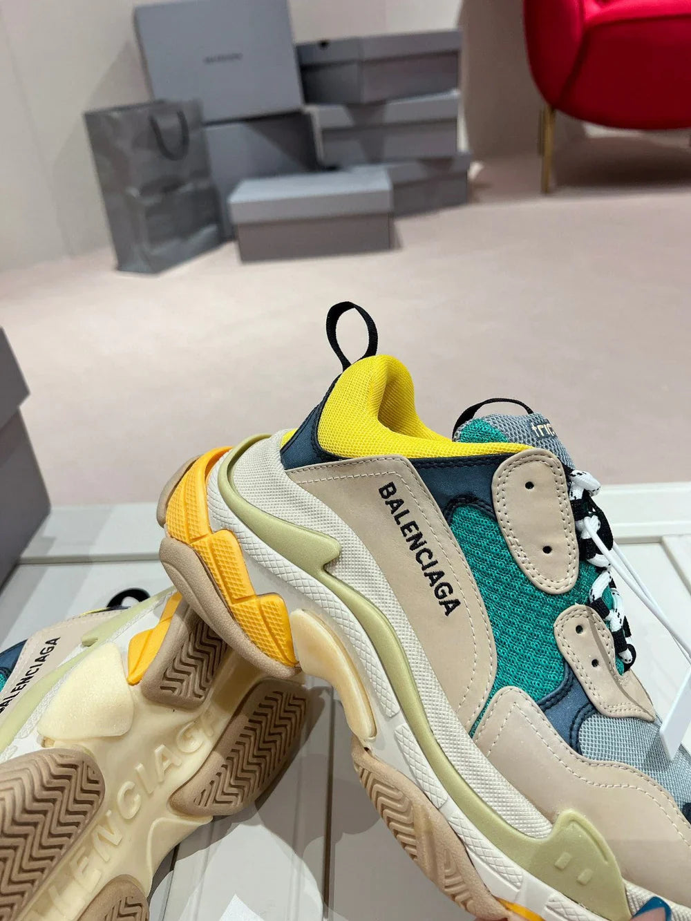 BALENCIAGA SNEAKER
