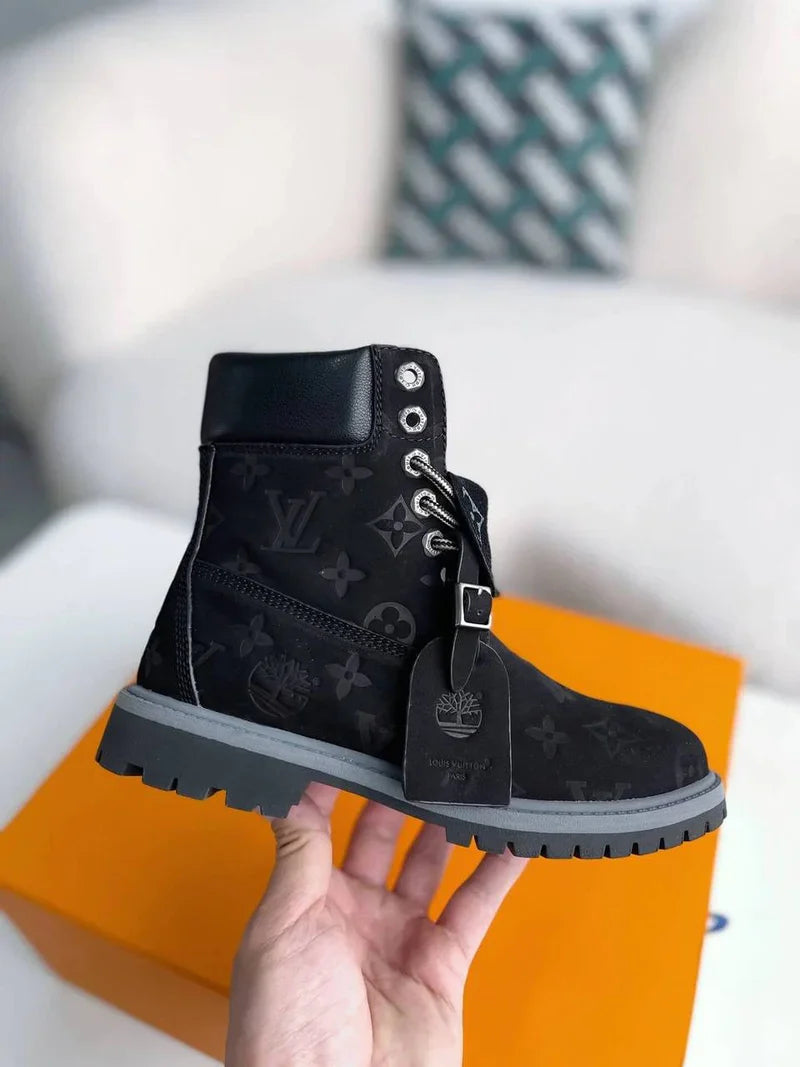LOUIS VUITTON X TIMBERLAND