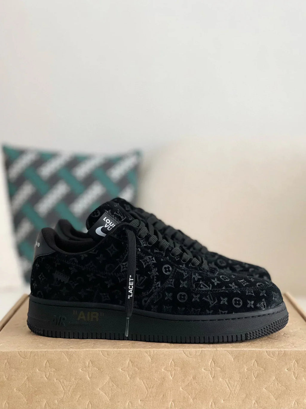 AIR FORCE 1 X LOUIS VUITTON