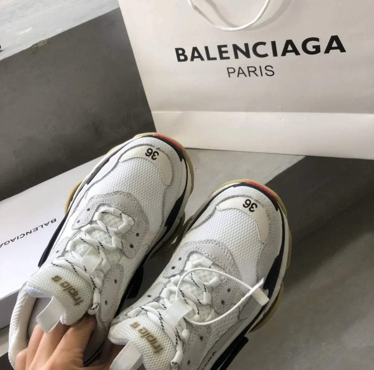BALENCIAGA SNEAKER