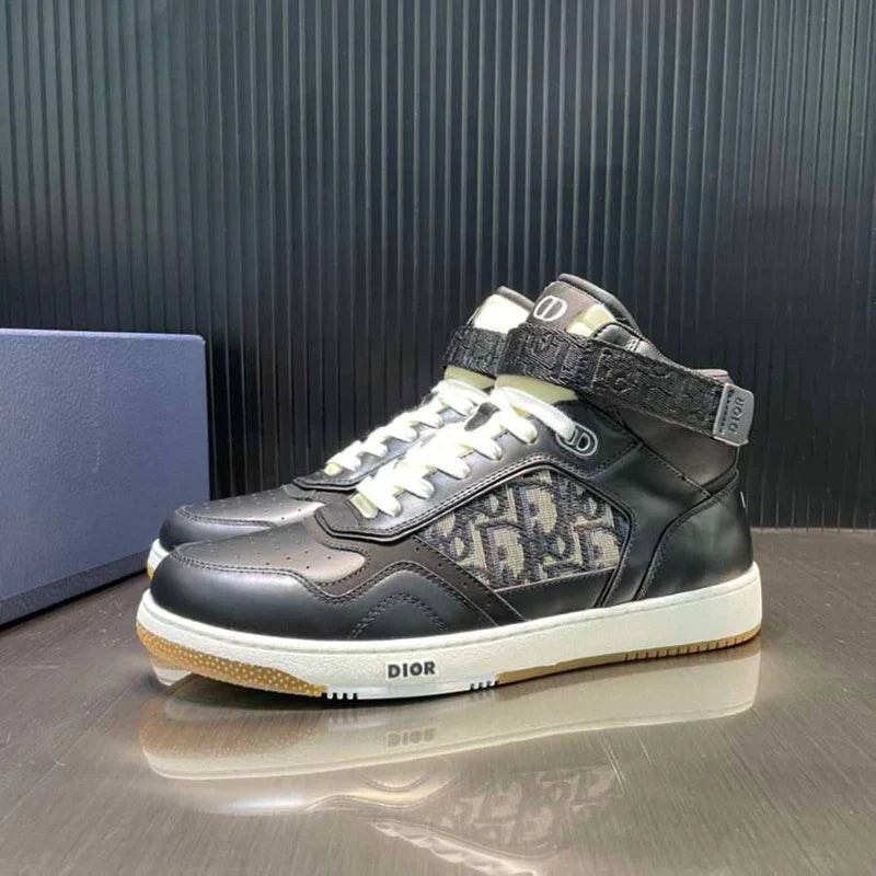 DIOR SNEAKER
