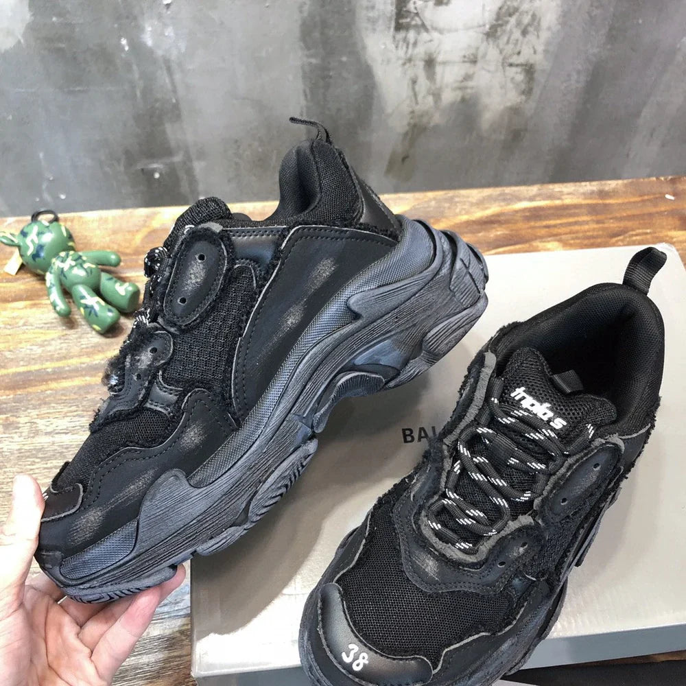 BALENCIAGA SNEAKER