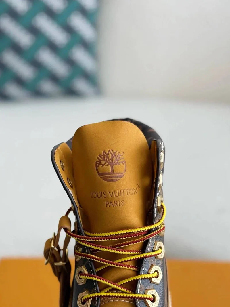 LOUIS VUITTON X TIMBERLAND