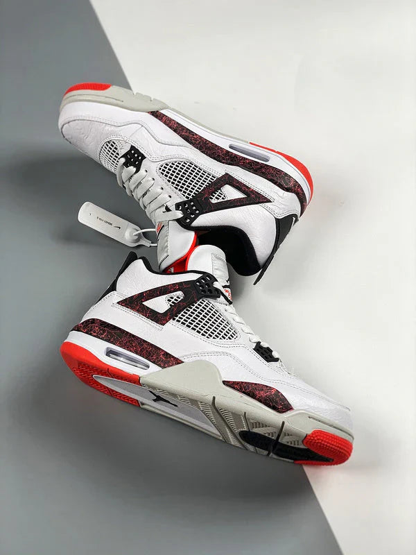 AIR JORDAN 4