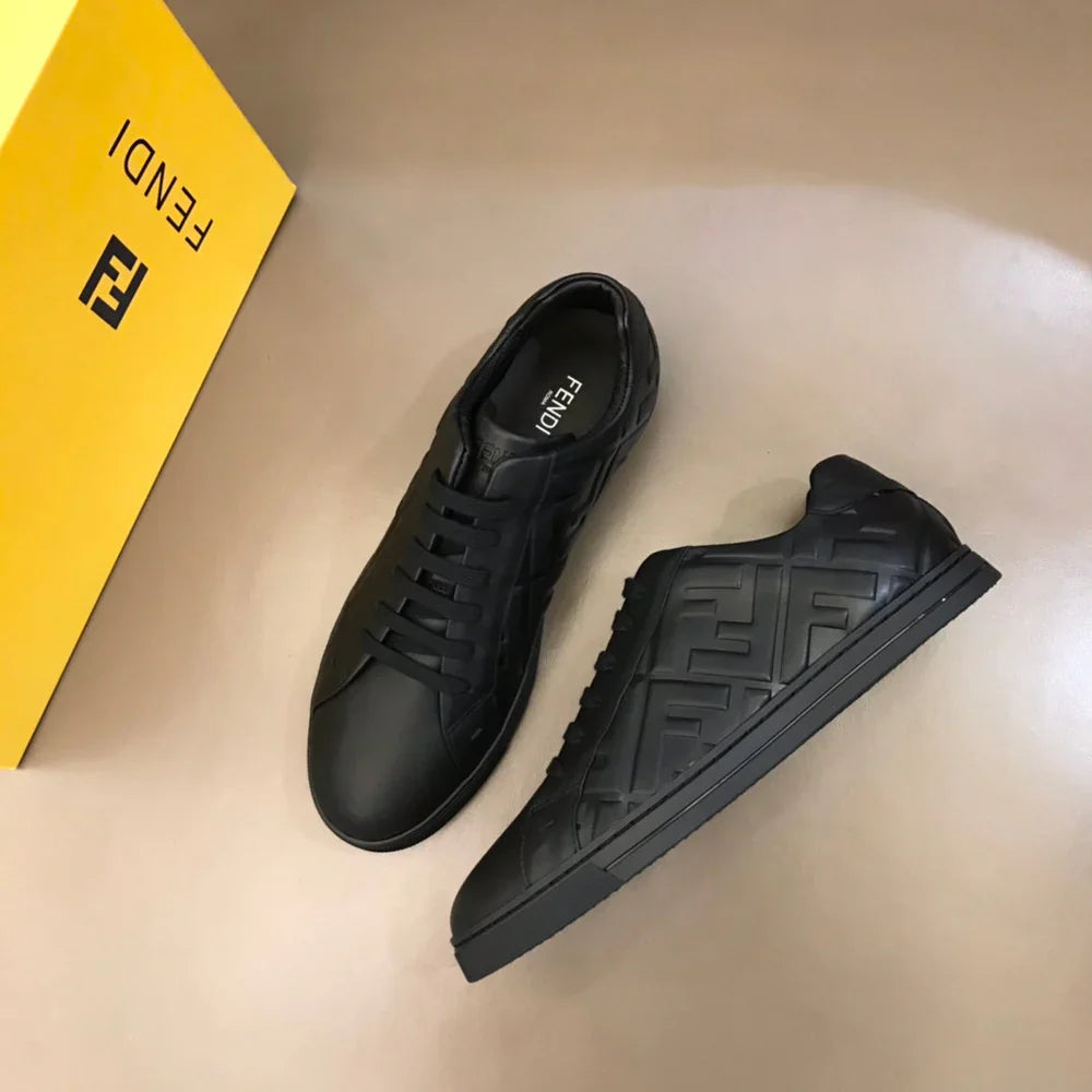 FENDI SNEAKER